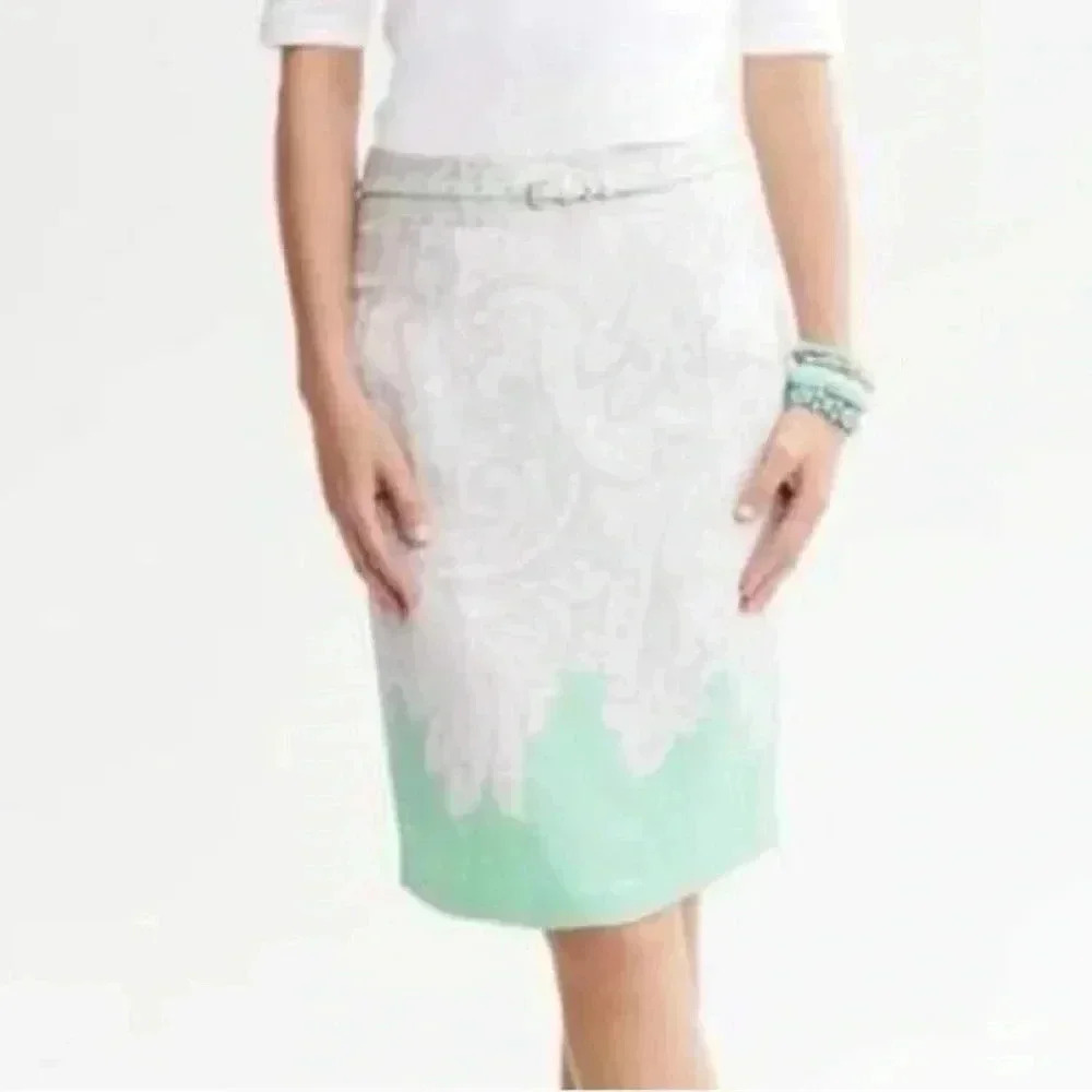 Banana Republic White Green Paisley Dipped Pencil Skirt Linen Size 0P Petite